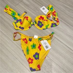 Weworewhat yellow floral bikini set NWT